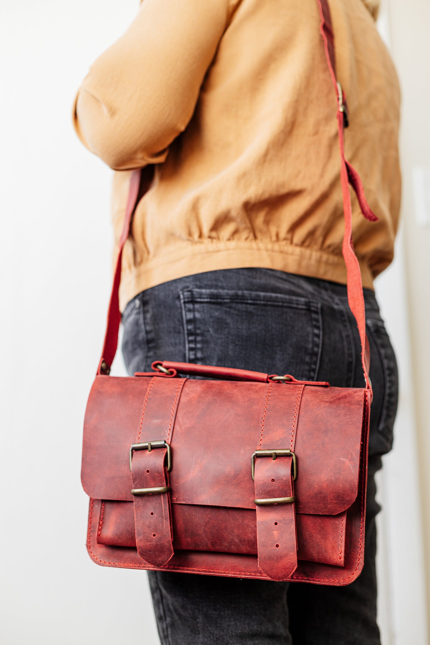 Belt Strap Crazy Horse Red Messenger Bag