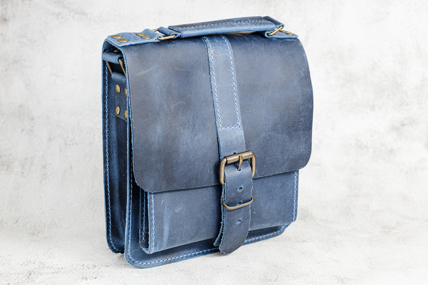 Belt Strap Crazy Horse Square Messenger Bag Blue