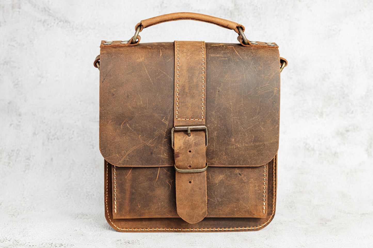 Belt Strap Crazy Horse Square Messenger Bag Rustic Brown