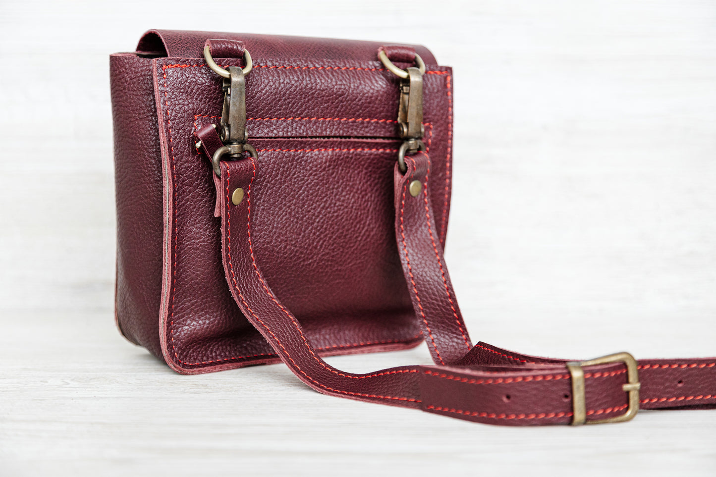 Handmade Leather Crossbody Burgundy