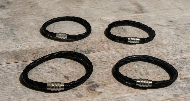 4 Pieces Braided Leather Bracelet Black